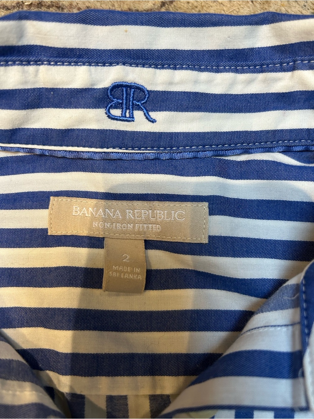 Banana Republic White and Blue Striped Shirt - Picture 3 of 5